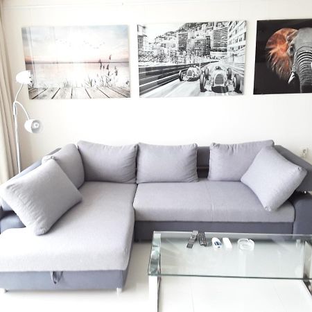 Apartmán Front Port Line Sleeps 6 Marbella Exteriér fotografie